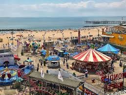 Coney Island — Praia Parque e o Cachorro-Quente Histórico 🎡